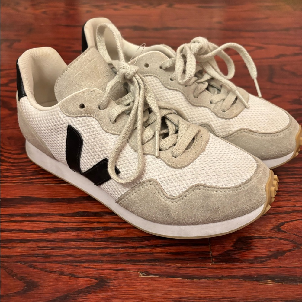 Veja Women's Sneakers